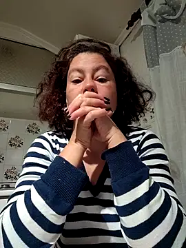 Snapshot of RamyLove36 chatting on 4, 11, 2025 RamyLove36 online show from 4, 11, 2025