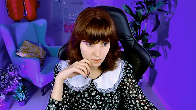 Snapshot of LolaAsmus chatting on 23, 9, 2025 LolaAsmus online show from 23, 9, 2025