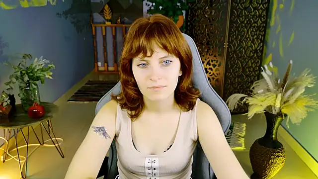 Snapshot of LolaAsmus chatting on 24, 9, 2025 LolaAsmus online show from 24, 9, 2025