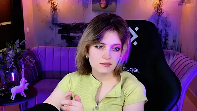 Snapshot of LolaAsmus chatting on 25, 2, 2025 LolaAsmus online show from 25, 2, 2025