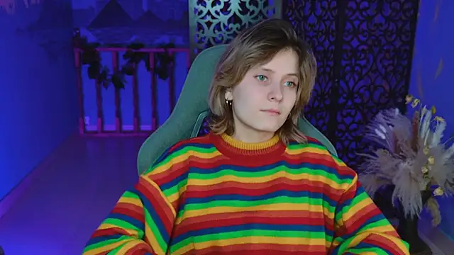 Snapshot of LolaAsmus chatting on 7, 2, 2025 LolaAsmus online show from 7, 2, 2025