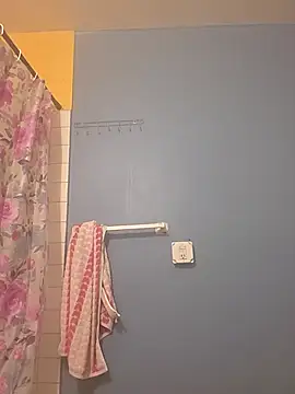 Snapshot of Jovende28 chatting on 1, 11, 2025 Jovende28 online show from 1, 11, 2025