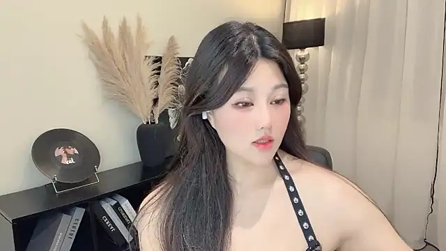 Strawberrybabyy1 online show from 22, 3, 2025
