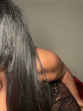 Stacy Raine online show from 6, 2, 2026