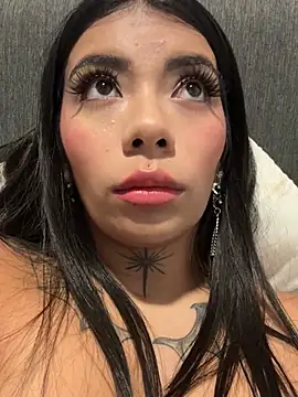 NattGomez online show from 5, 1, 2025