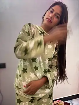 Snapshot of DiyAsingHh chatting on 30, 11, 2025 DiyAsingHh online show from 30, 11, 2025