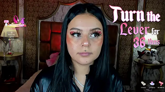 SoffiQueen online show from 12, 1, 2026