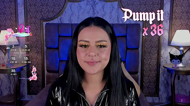 SoffiQueen online show from 9, 9, 2025
