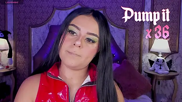 SoffiQueen online show from 16, 4, 2026