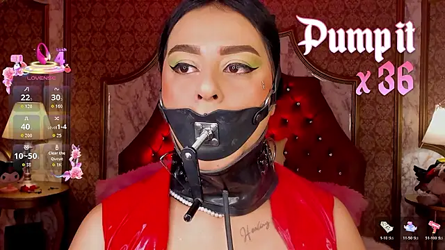 SoffiQueen online show from 10, 2, 2026