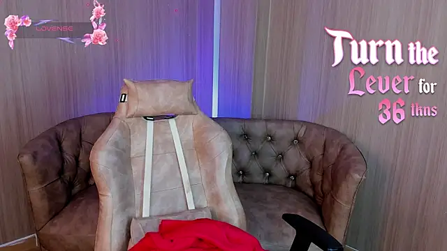 SoffiQueen online show from 15, 3, 2025