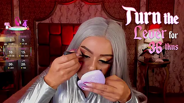 SoffiQueen online show from 19, 12, 2025