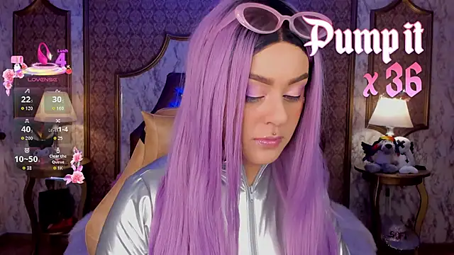 SoffiQueen online show from 11, 2, 2026