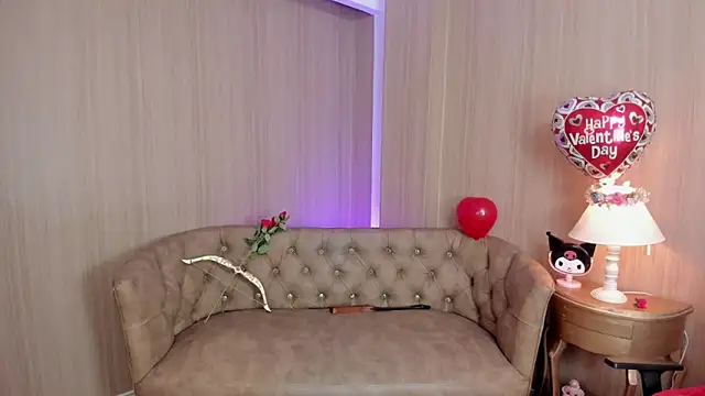 SoffiQueen online show from 19, 2, 2025