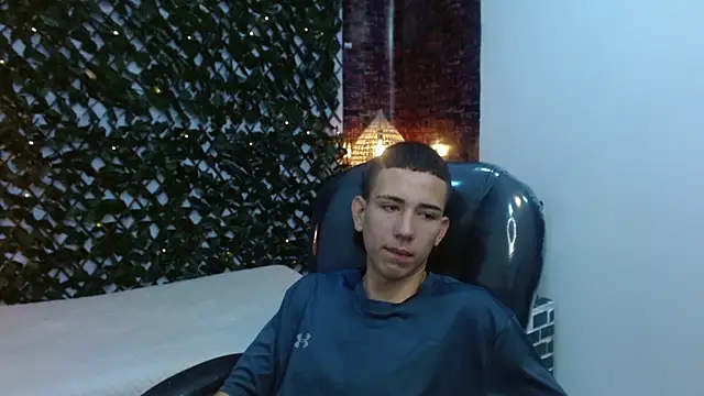 JackSwan18 online show from 2, 12, 2024