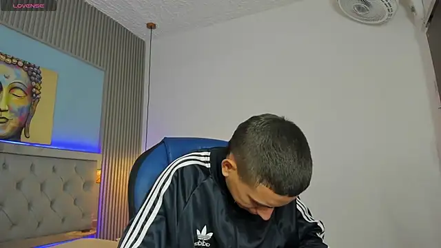 JackSwan18 online show from 18, 11, 2025