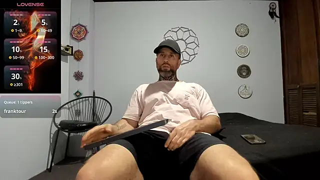 Antoniohot2024 online show from 13, 11, 2025