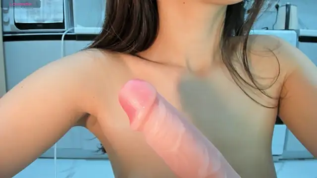 Mia Meow  online show from 17, 6, 2026