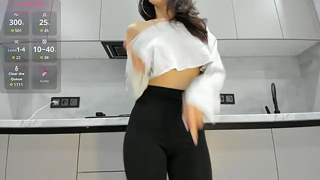 Mia Meow  online show from 6, 11, 2025