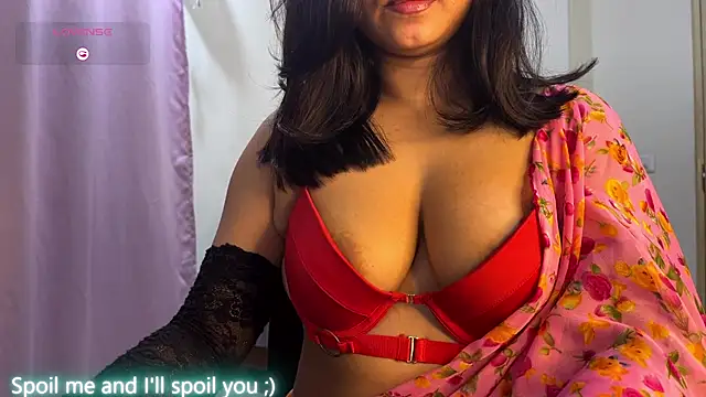 Snapshot of ohh_mona chatting on 8, 12, 2024 ohh mona online show from 8, 12, 2024