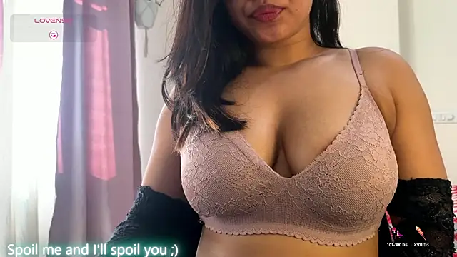 Snapshot of ohh_mona chatting on 26, 1, 2025 ohh mona online show from 26, 1, 2025