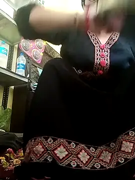 heenage online show from 25, 4, 2026