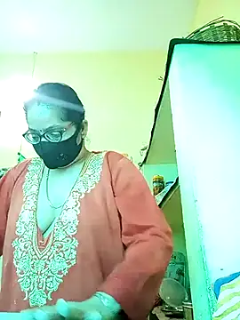 heenage online show from 28, 11, 2025