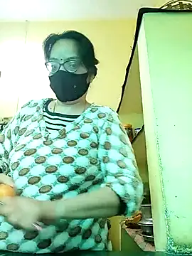 heenage online show from 4, 12, 2025