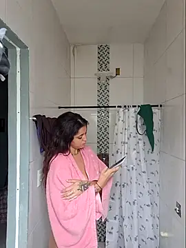 luuhcat09 online show from 6, 1, 2026