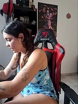 luuhcat09 online show from 2, 10, 2025