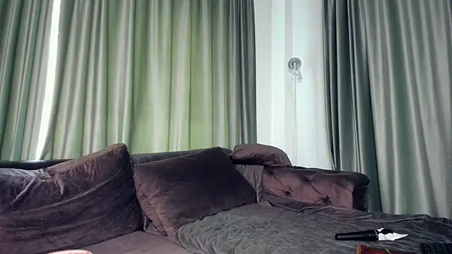 LaraStone69 online show from 10, 5, 2026
