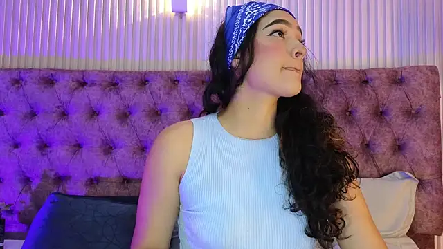 EMILYY FOXY online show from 17, 2, 2026