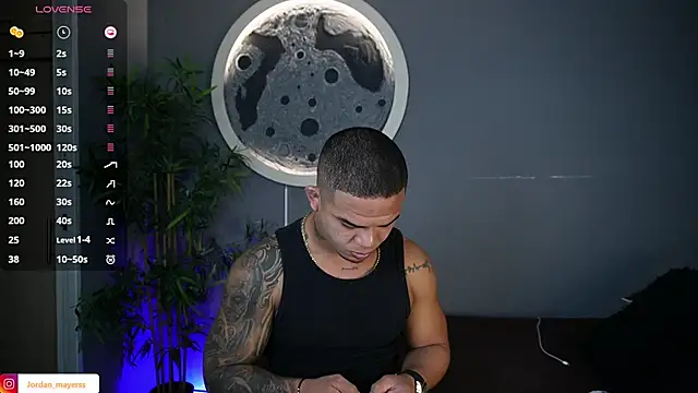 Snapshot of jordan_mayers02 chatting on 1, 6, 2026 jordan mayers02 online show from 1, 6, 2026