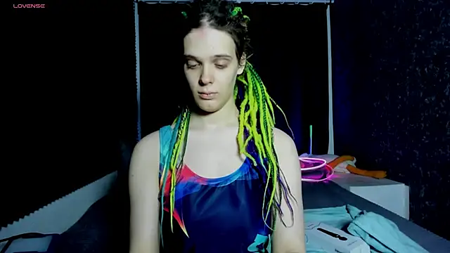 KIKI Krash online show from 13, 1, 2026