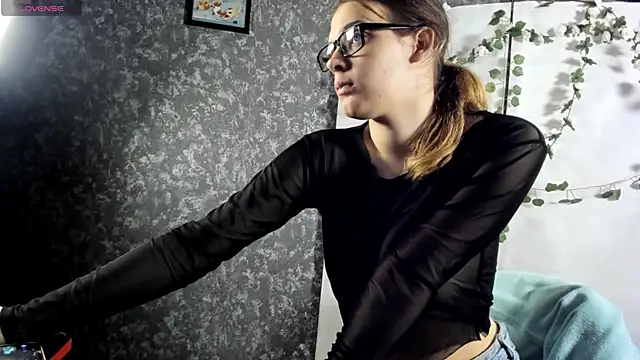 KIKI Krash online show from 20, 3, 2026