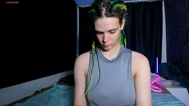 KIKI Krash online show from 20, 11, 2025