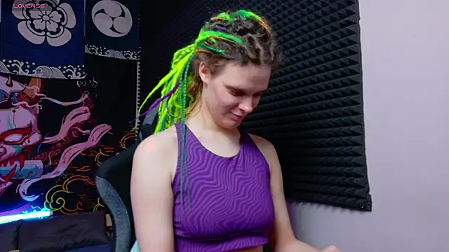 KIKI Krash online show from 2, 12, 2025