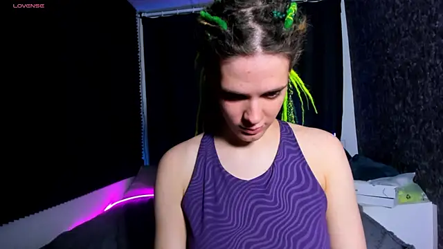 KIKI Krash online show from 30, 11, 2025