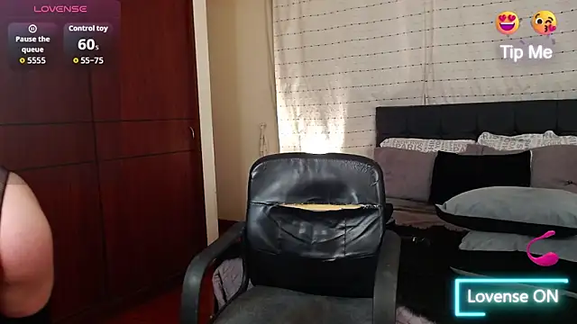 Hornymoan online show from 1, 12, 2025