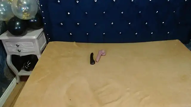 Sofiacowperx online show from 18, 4, 2026