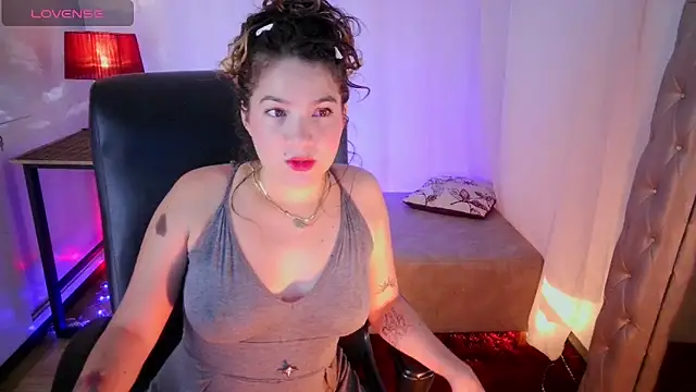 Jsneiidy ATH online show from 10, 9, 2025