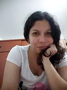 Carliina Soussa online show from 7, 3, 2025