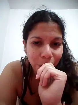 Carliina Soussa online show from 21, 2, 2025
