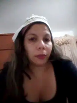 Carliina Soussa online show from 2, 12, 2025