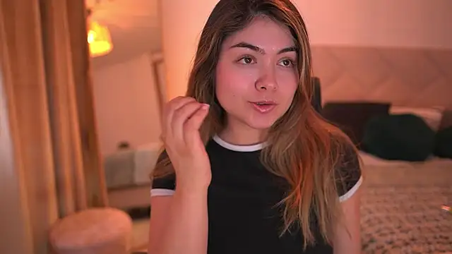 Lau Bee online show from 18, 4, 2026