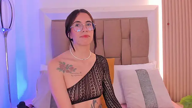 Clarisse28 online show from 12, 10, 2025