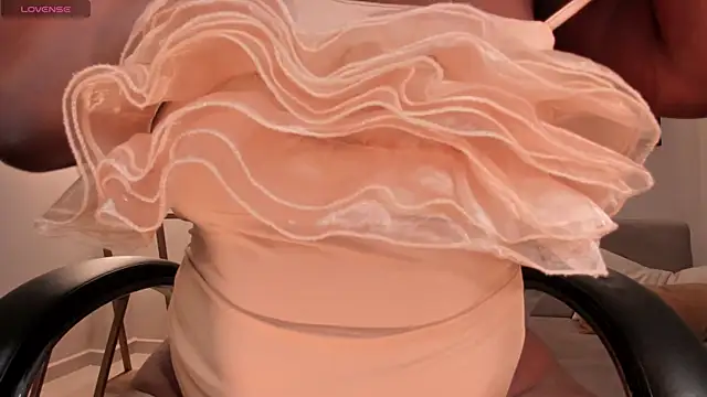 Snapshot of SavannahStorm chatting on 26, 10, 2025 SavannahStorm online show from 26, 10, 2025