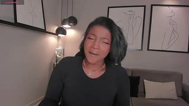 SavannahStorm online show from 5, 3, 2026