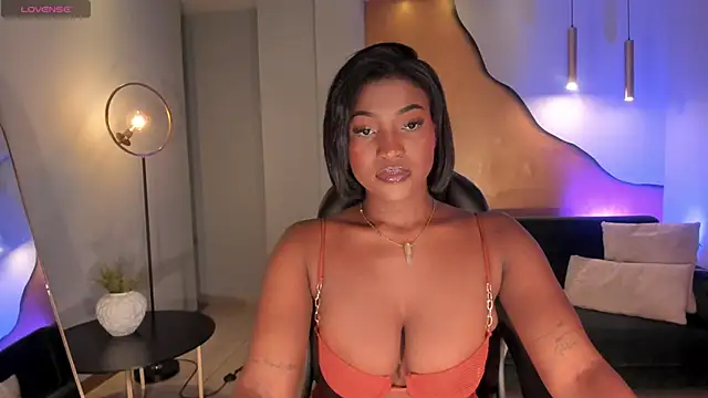 Snapshot of SavannahStorm chatting on 12, 3, 2025 SavannahStorm online show from 12, 3, 2025