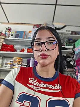 Snapshot of Katia_sweetx chatting on 14, 5, 2026 Katia sweetx online show from 14, 5, 2026